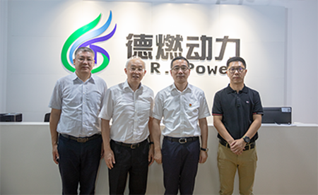 柏總視察德燃動力04_副本.png 柏總視察德燃動力04_副本.png